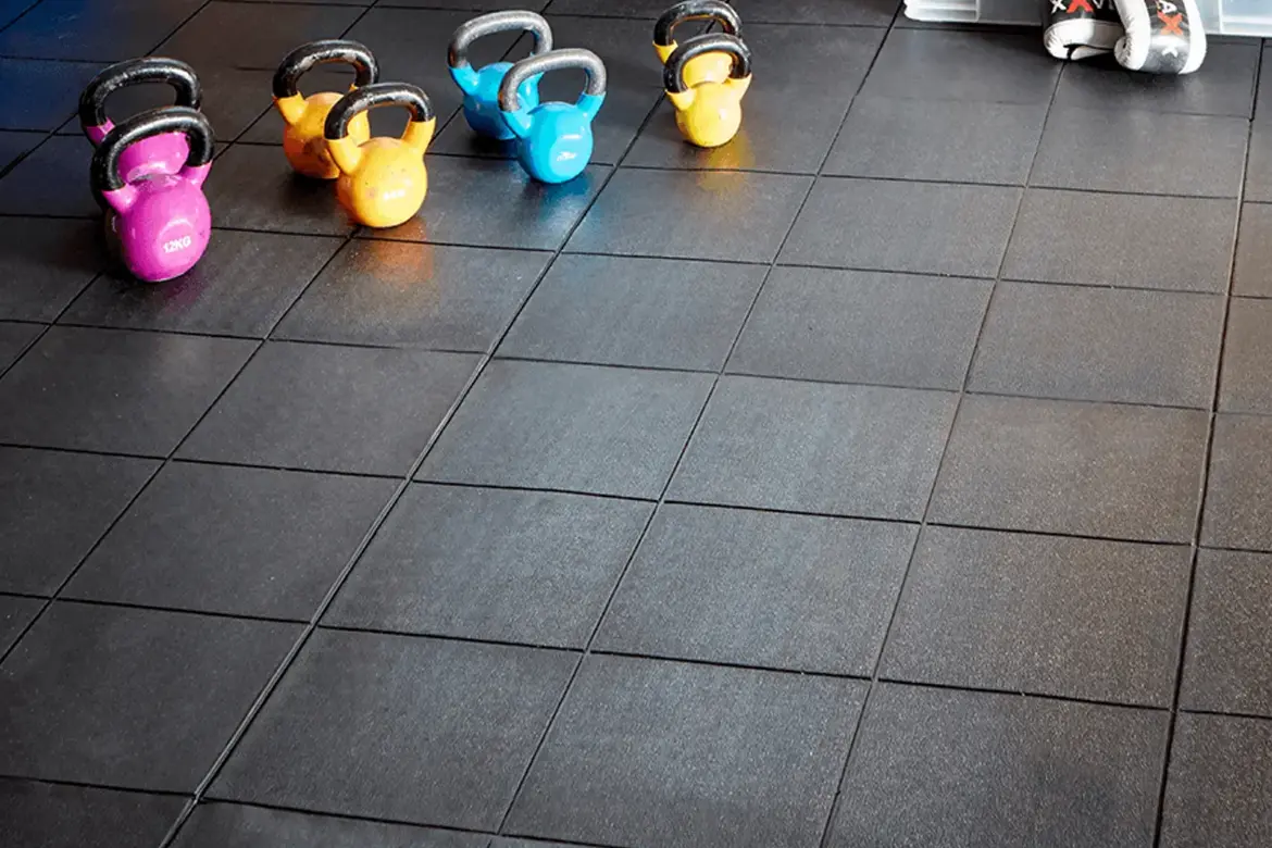 Classic rubber tile for gym flooring