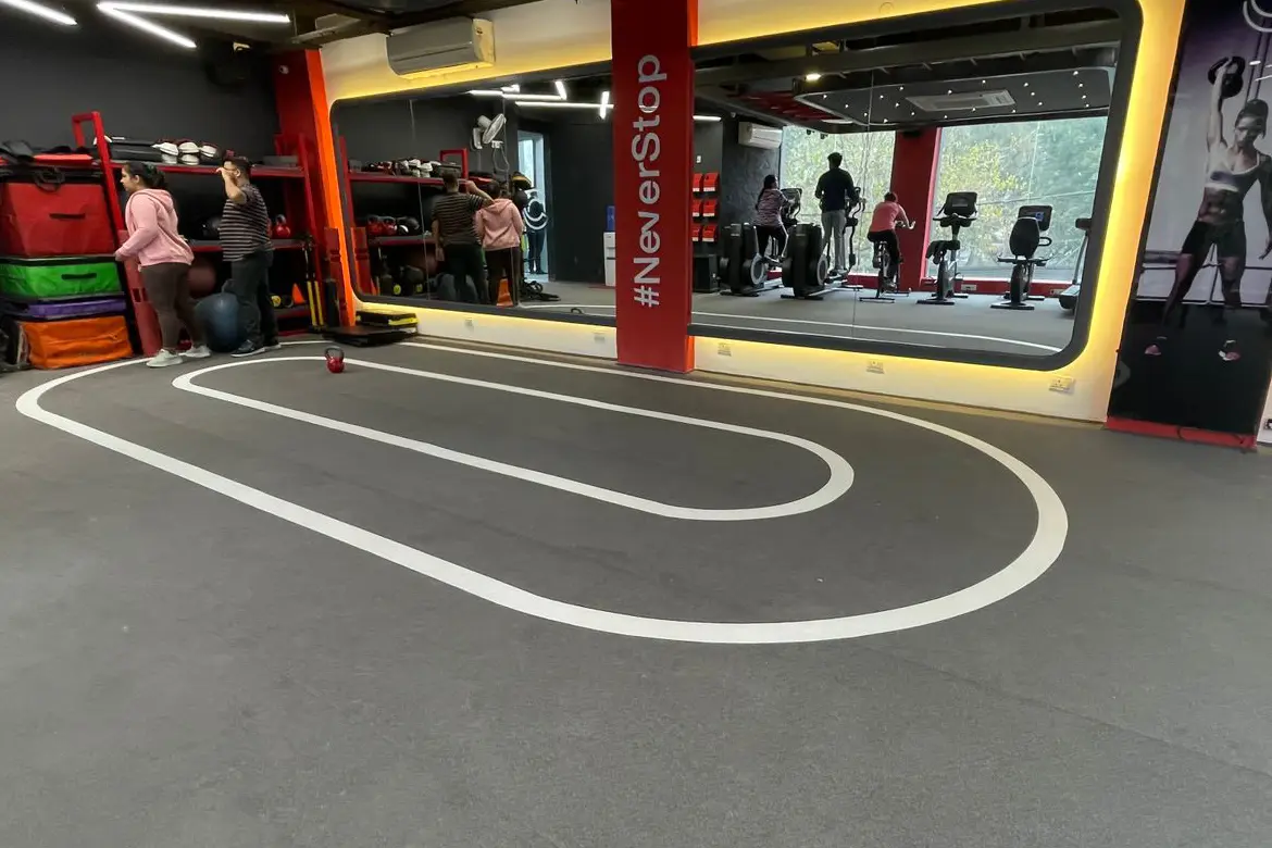 Classic rubber tile for gyms